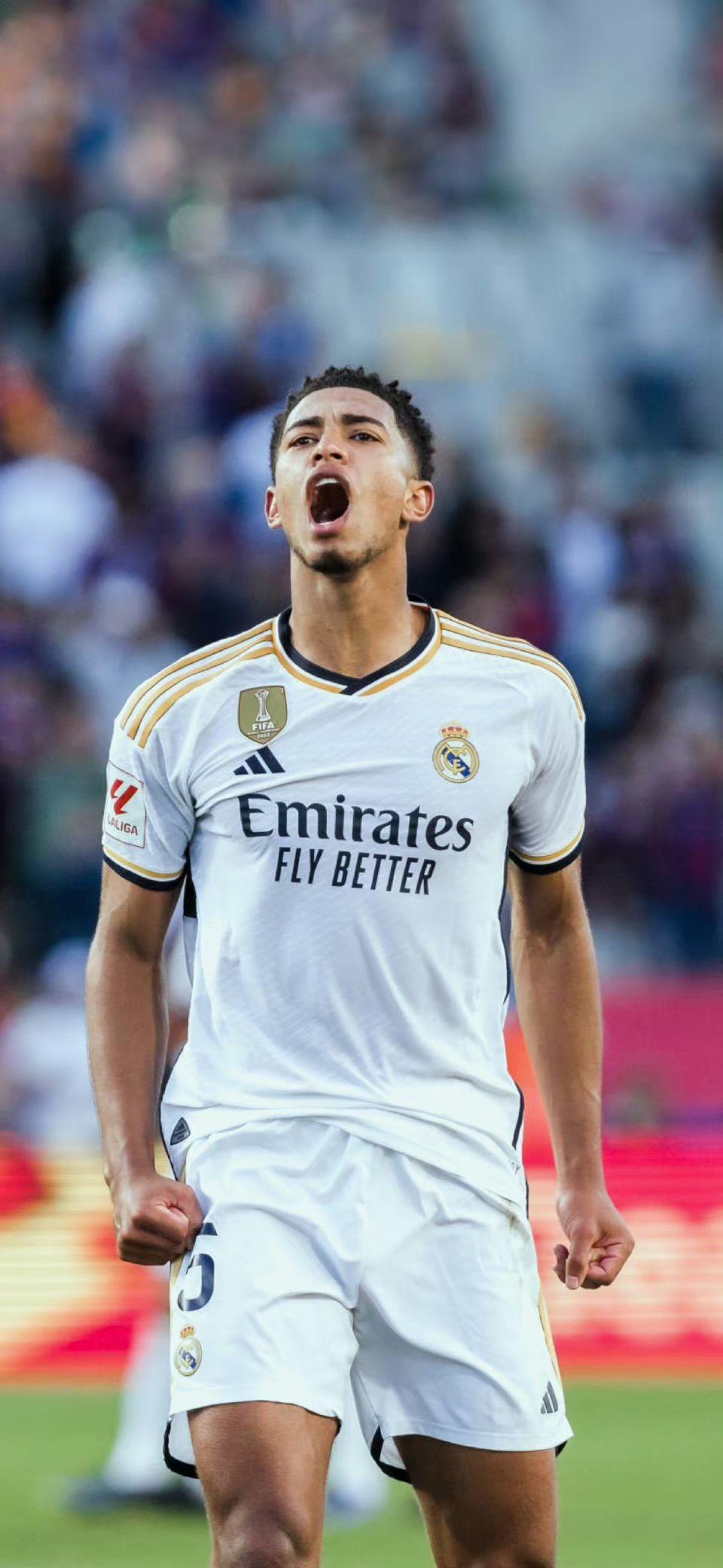 利兹联应签下本赛季19球的上田绮世？＂像是将两名前锋合为一体的球员＂（利兹联该签下本季19球、堪称两前锋合体的上田绮世吗？）