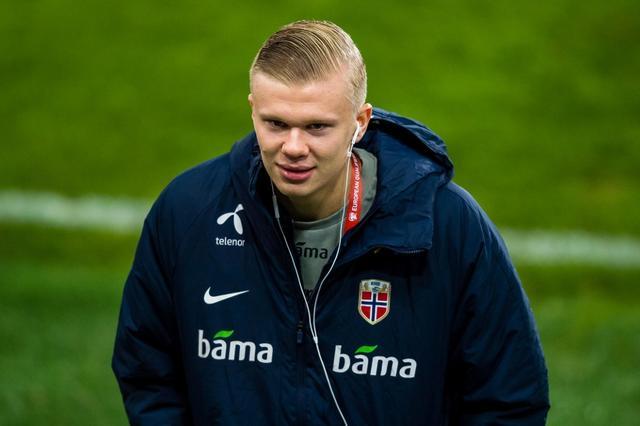 末节爆发未能救主！西亚卡姆16中7得到23分3篮板4助攻（末节发威无力回天，西亚卡姆16投7中拿下23分3篮板4助攻）