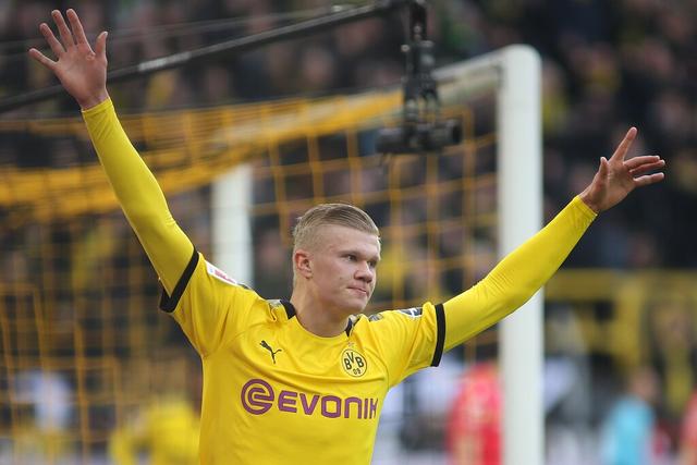 切尔西本赛季英超15轮调整46人次首发，比上赛季同期多了11次（英超前15轮，切尔西已变更46次首发阵容，较上季同期多11次）