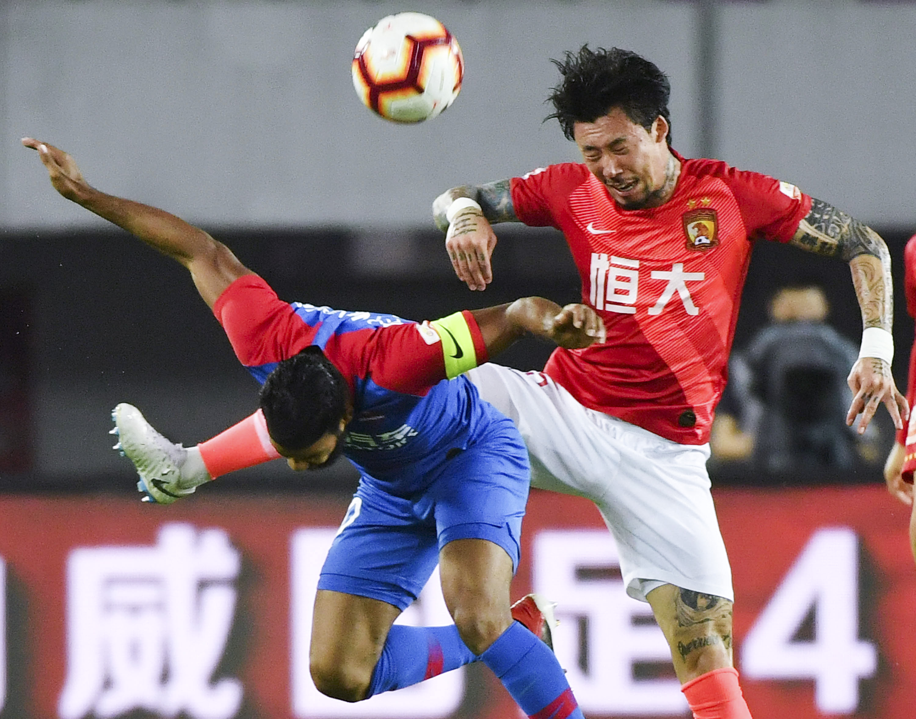 伊尔迪兹：我踢伪9号？大家可以拭目以待；斯帅没给我额外压力（伊尔迪兹谈位置：是否踢伪9拭目以待；斯帅未给我额外压力）