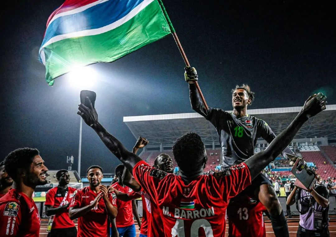 石雪清谈邵佳一出任国足主帅：带队成绩估摸不会有佳也不会有一（石雪清评邵佳一执掌国足：战绩或不惊艳亦不至于差）