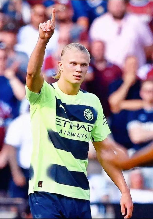 罗马诺：赖扬激活山东队旧将格德斯的续约选项，新合同至27年（罗马诺：赖扬已触发前山东队外援格德斯续约条款，合同延至2027年）